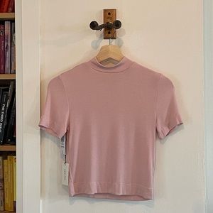 Aritzia Babaton
Gonzalo T-Shirt